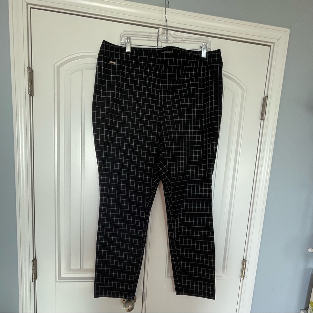 The Limited Women 16W Black and White Grid Pants
